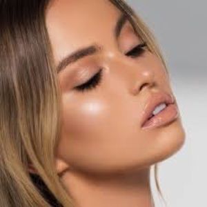 Salted Caramel Highlighter ✨